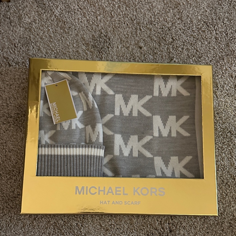 Michael Kors Gray and White MK Logo Hat and Scarf Set